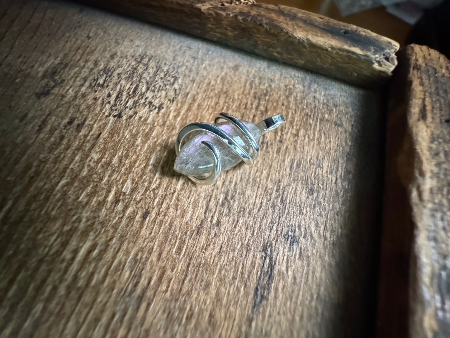 Pink labradorite in sterling silver pendant