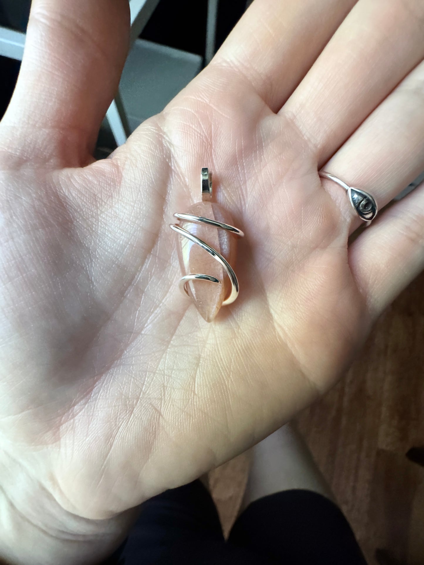 Peach moonstone in sterling silver pendant