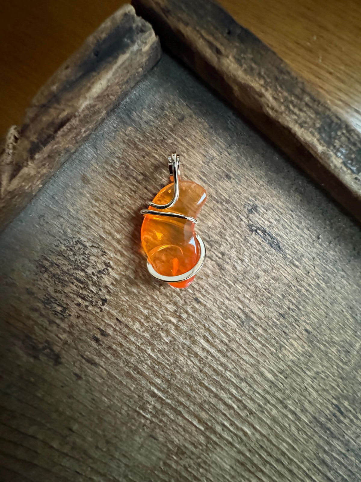 Mexican fire opal in 14k gold pendant