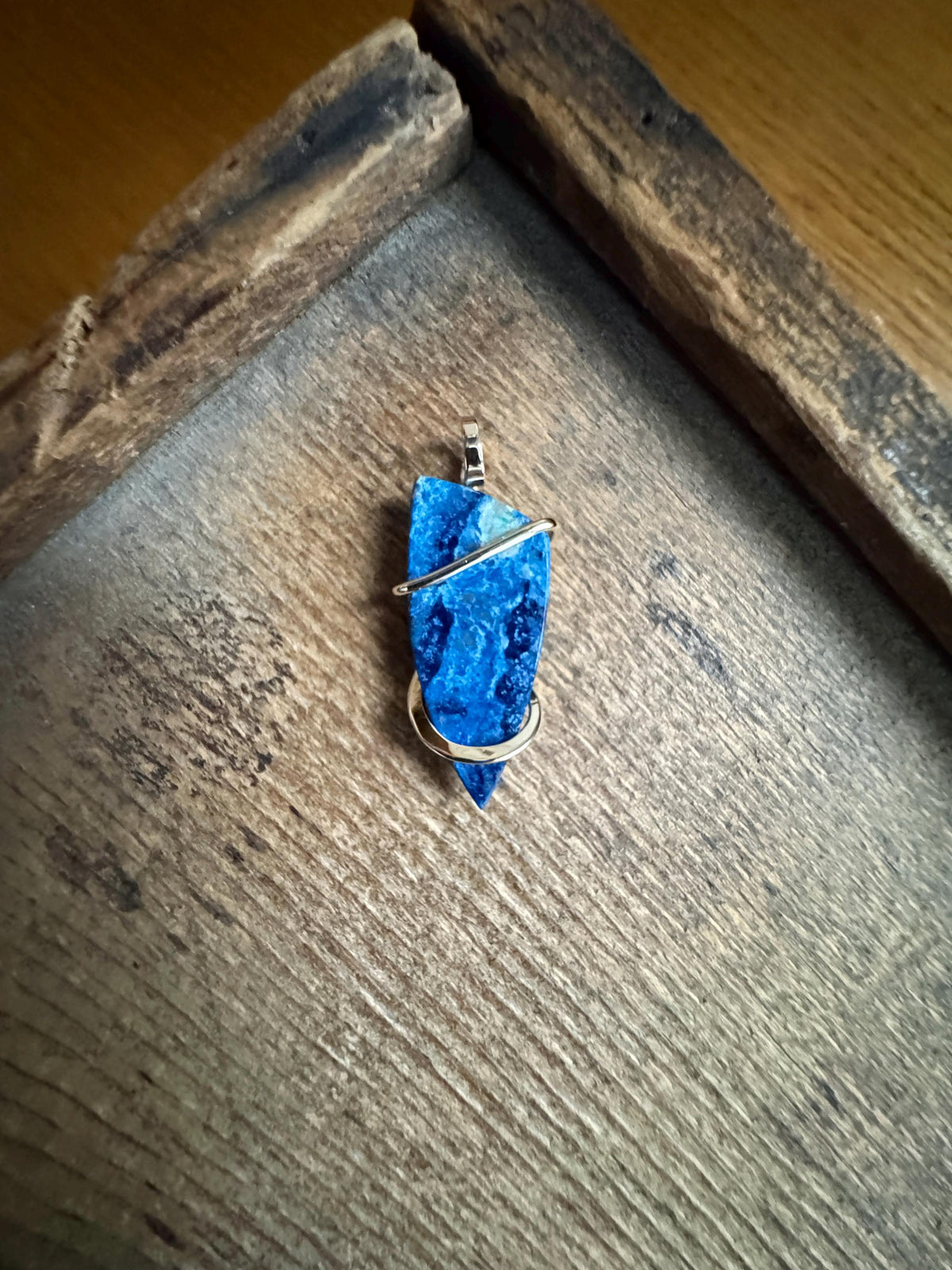 Azurite in 14k gold pendant