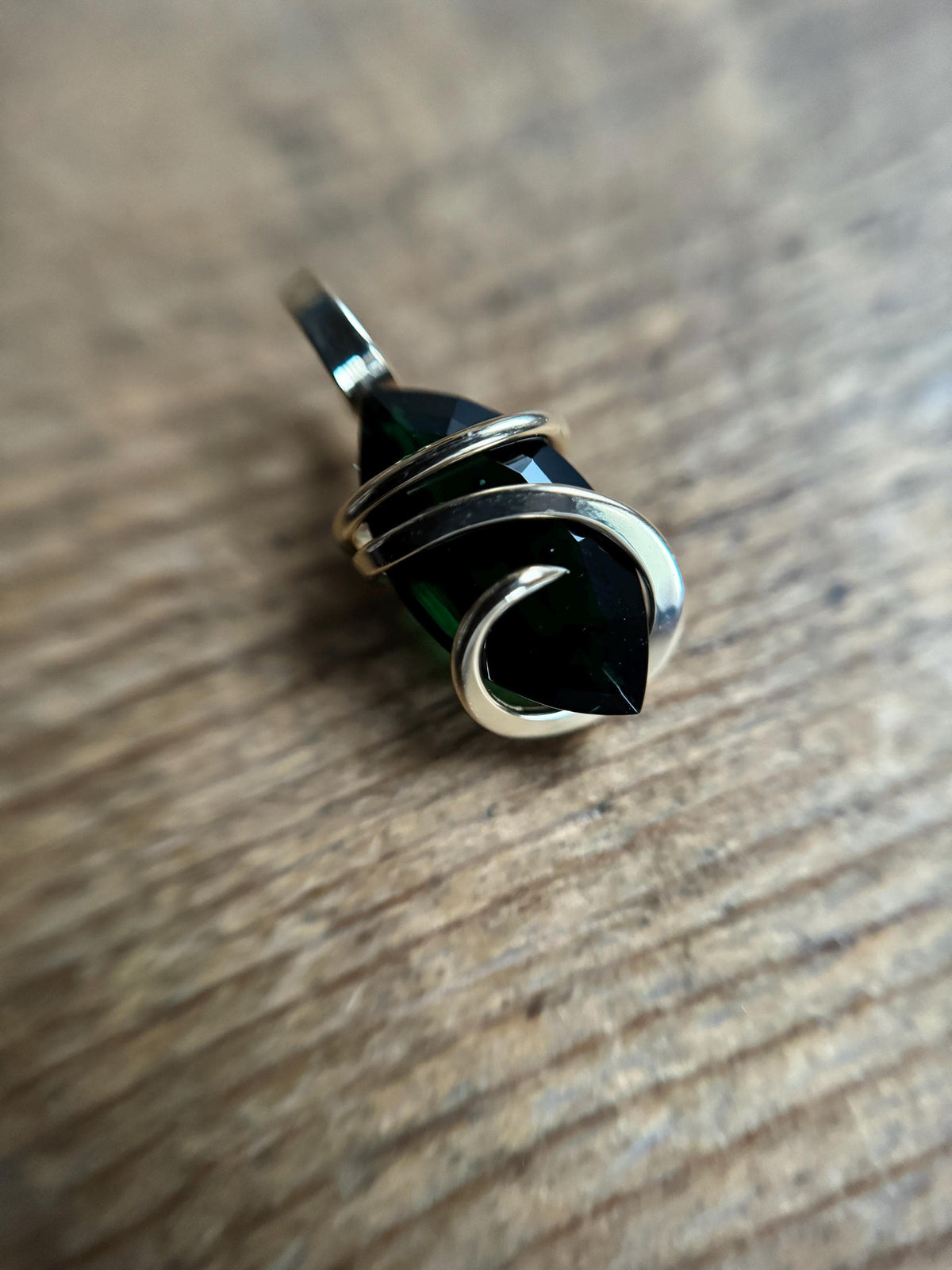Mt St Helens obsidianite in 14k gold pendant