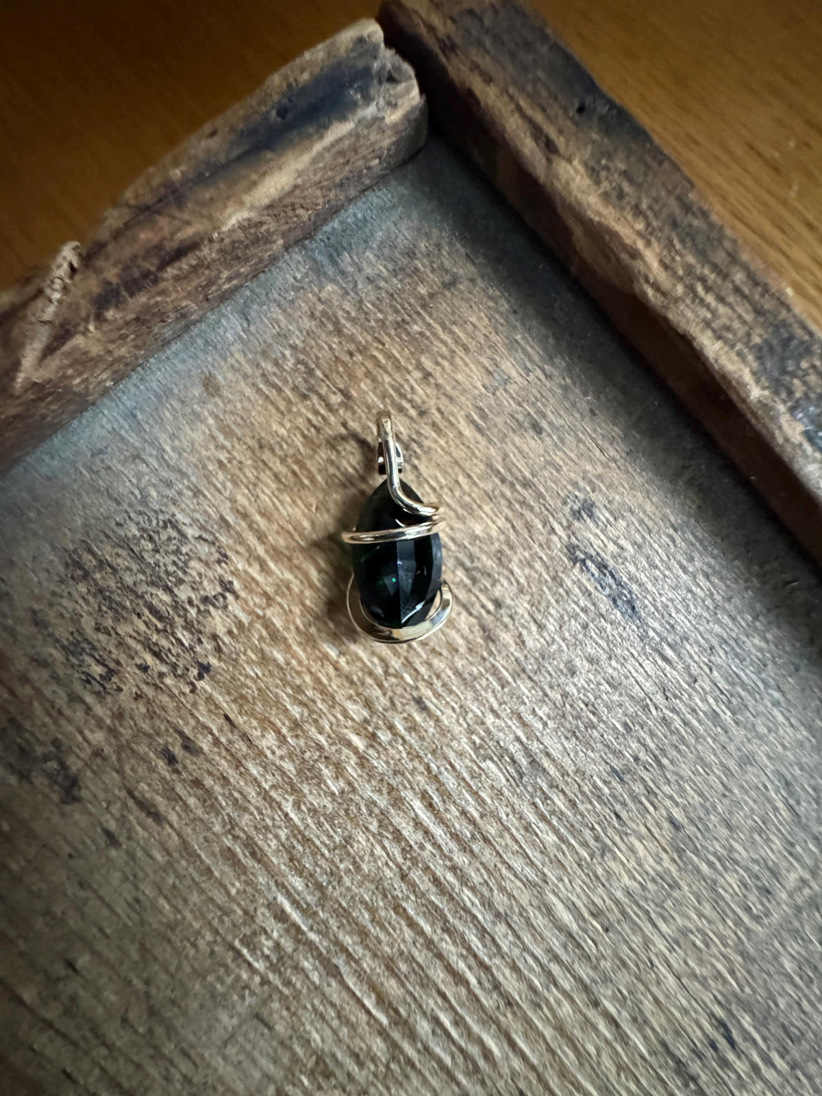 Mt St Helens obsidianite in 14k gold pendant