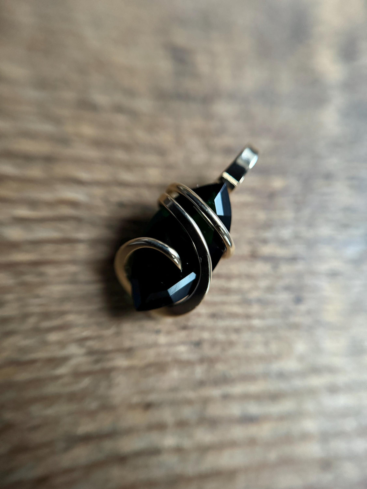 Mt St Helens obsidianite in 14k gold pendant