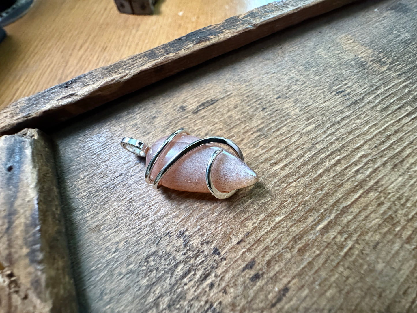Peach moonstone in sterling silver pendant