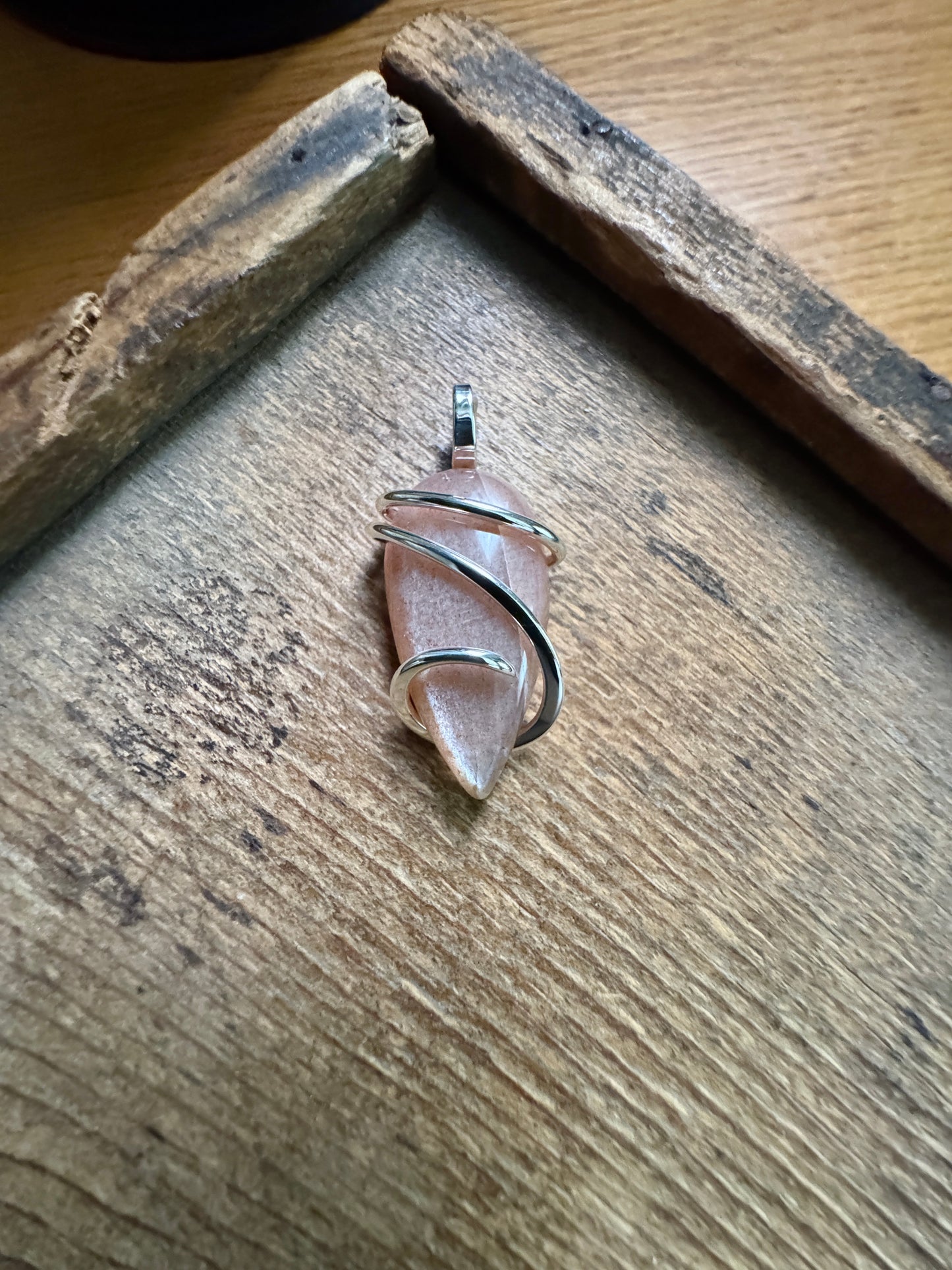 Peach moonstone in sterling silver pendant