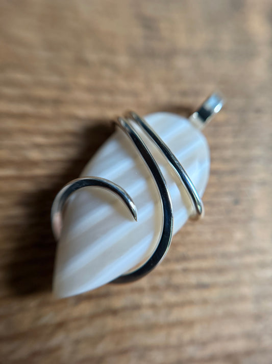 Shell in forged sterling silver pendant
