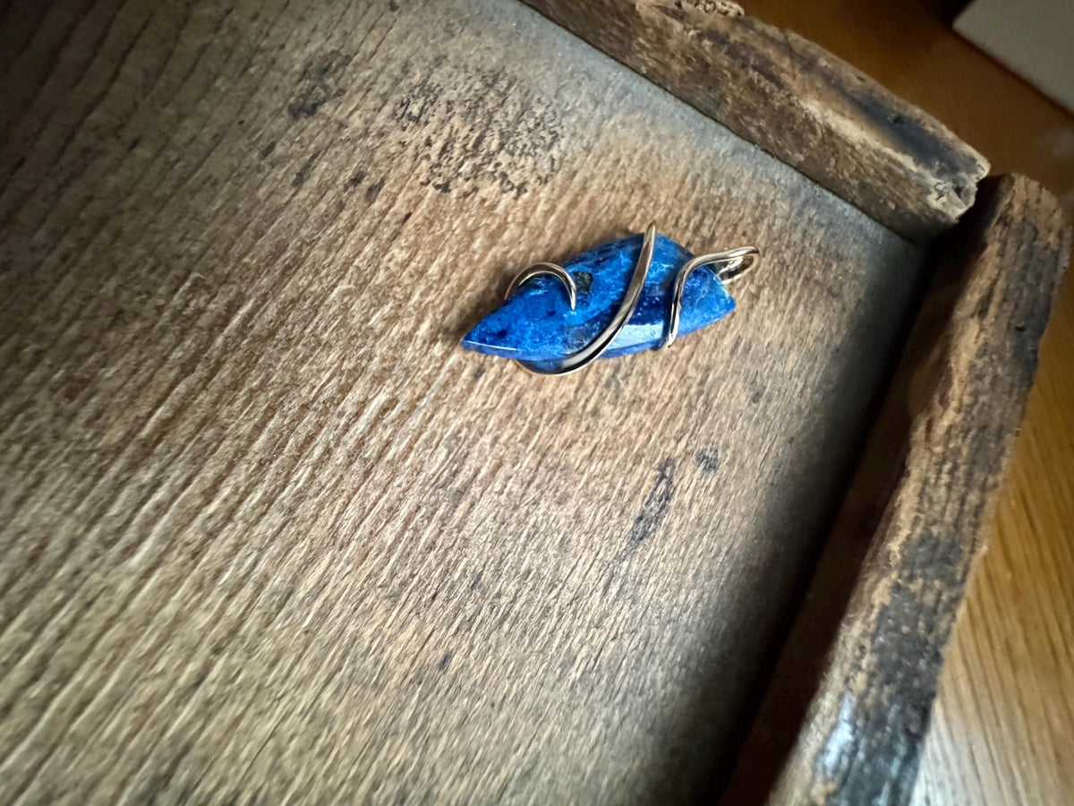 Azurite in 14k gold pendant