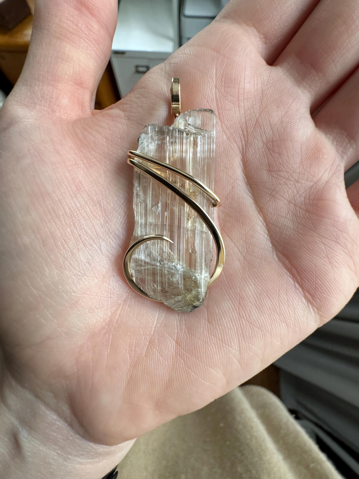 Diaspore in 14k gold pendant