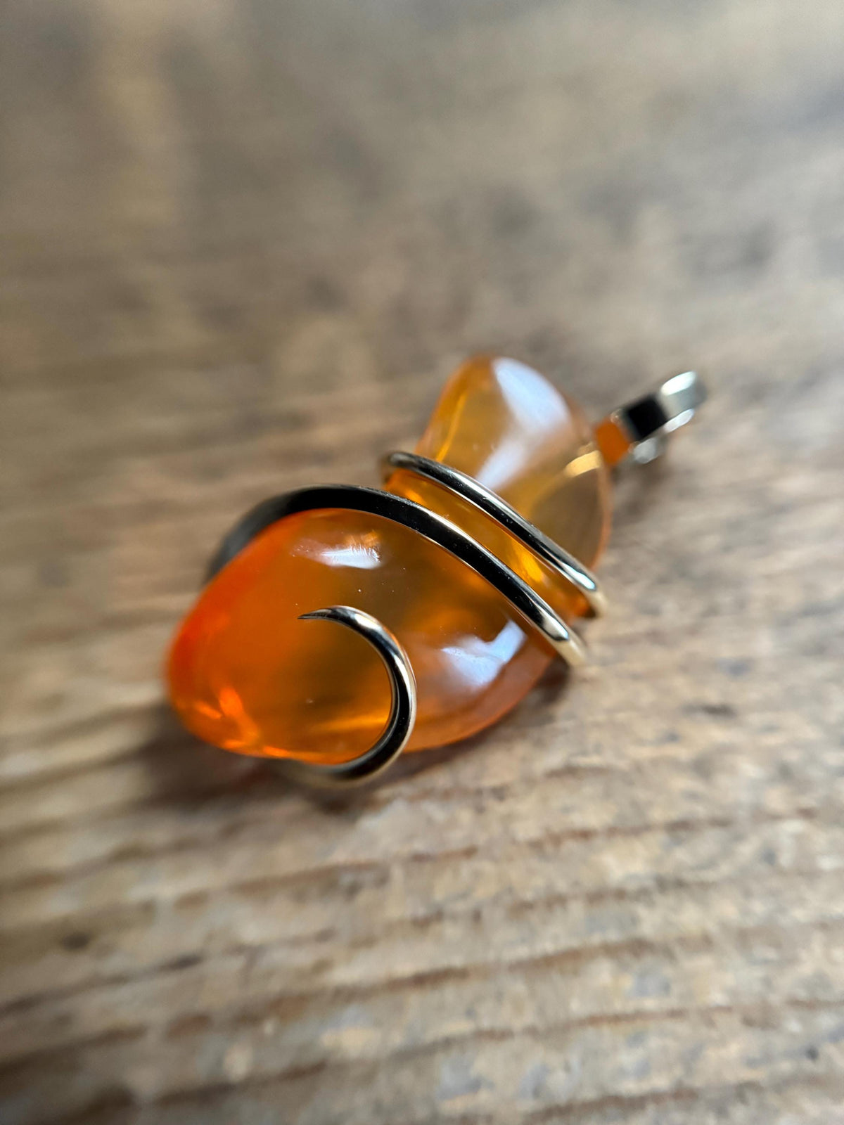 Mexican fire opal in 14k gold pendant