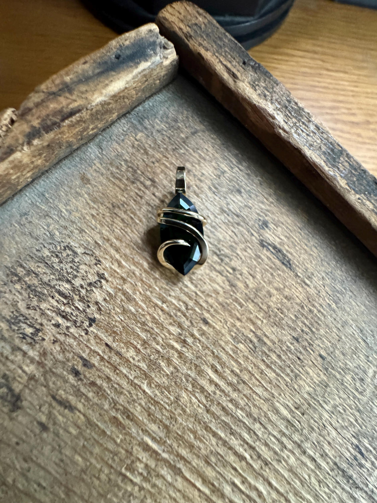 Mt St Helens obsidianite in 14k gold pendant